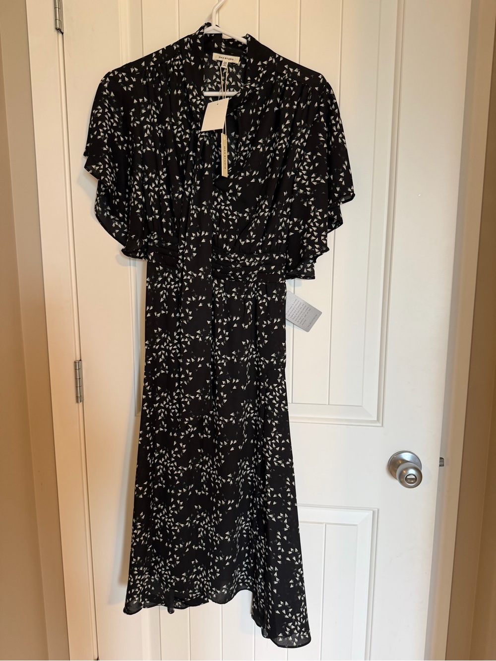Max Studio Black and White Floral Midi Dress with Ruffle Sleeves